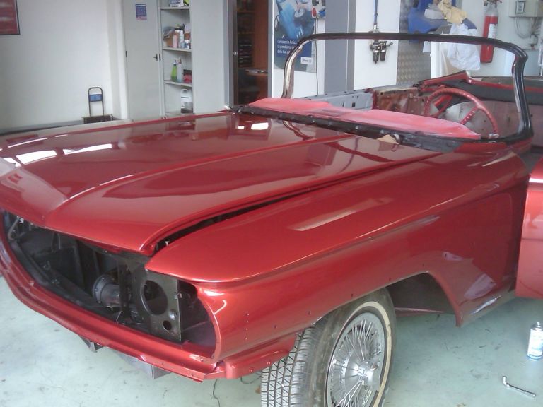 Gli interni dell'Oldsmobile