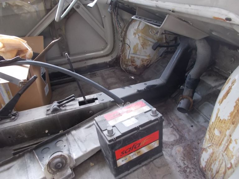 La Fiat 500 vista di lato