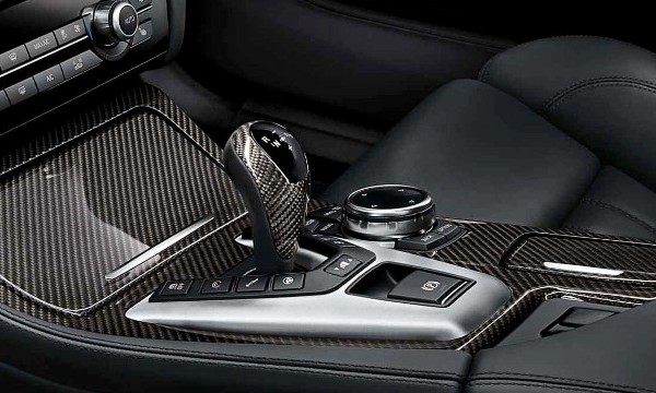 Particolare di auto trattato con cubicatura